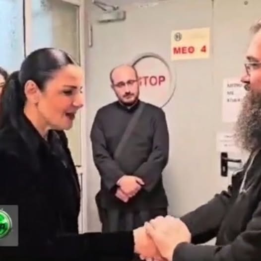 Mesazhe nga politikanë të vendit drejtuar Fortlumturisë së Tij Kryepiskopit Anastas