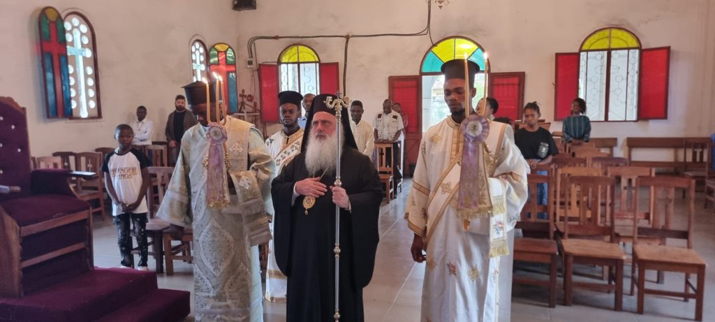 Θεία Λειτουργία στην Ενορία των Αρχαγγέλων στην Κινσάσα της Λ.Δ. Κονγκό