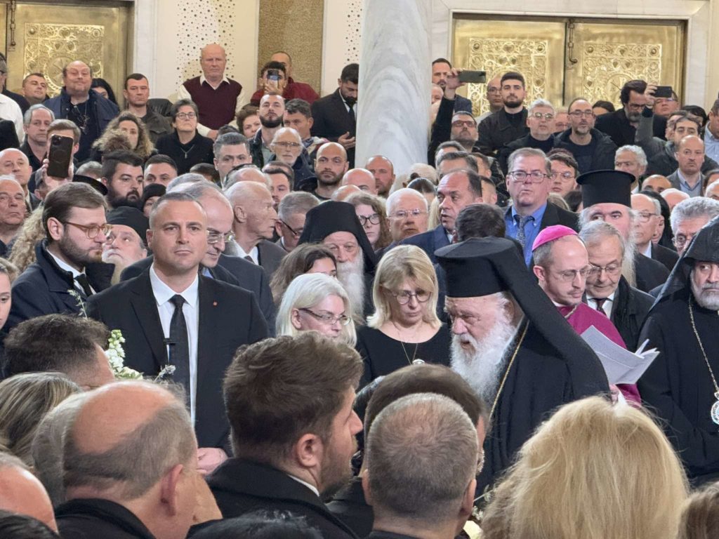 Ο Αρχιεπίσκοπος Αθηνών στον Καθεδρικό Ναό της Αναστάσεως του Χριστού στα Τίρανα (ΒΙΝΤΕΟ)