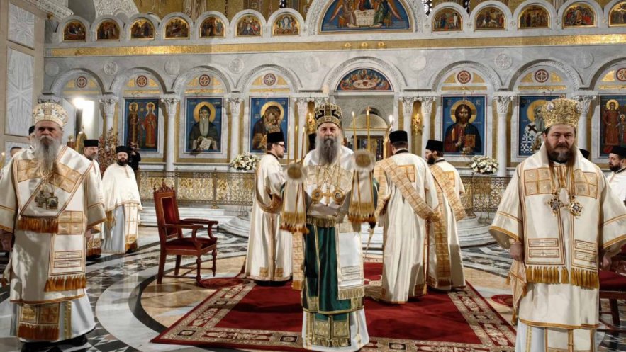 Патријарх Порфирије на Божић богослужио у Храму Светог Саве: „Да волимо и прихватамо једни друге”