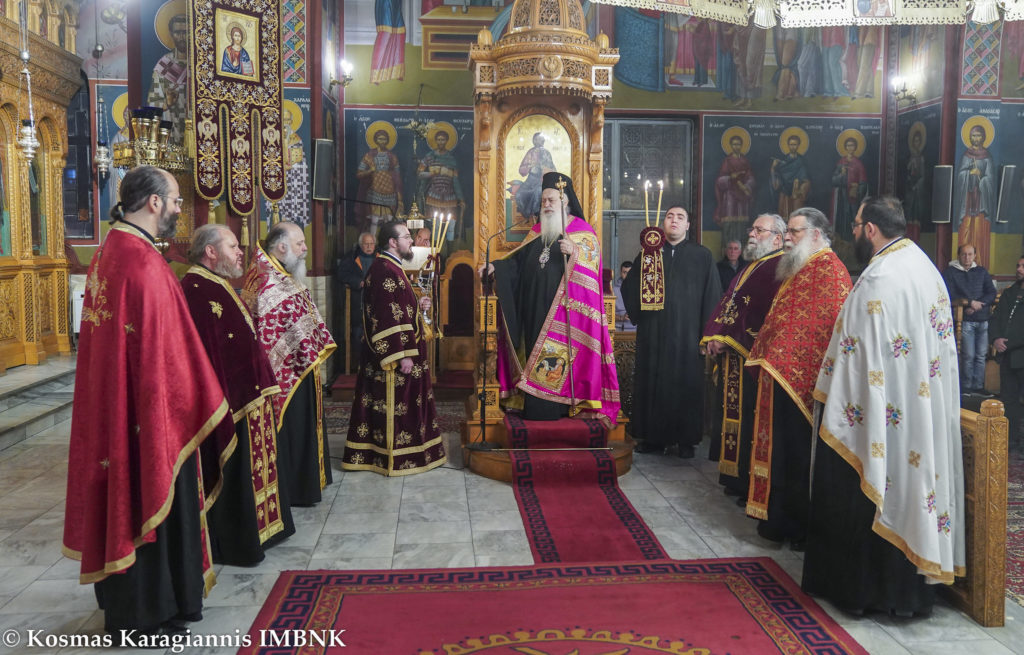 Πανηγυρικός Εσπερινός των Τριών Ιεραρχών και βραβέυσεις μαθητών Γυμνασίου στην Αλεξάνδρεια (ΦΩΤΟ)