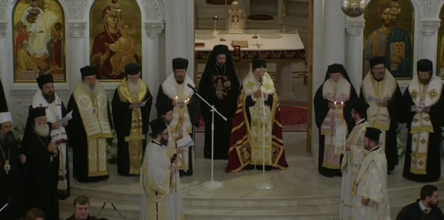 Nis shërbesa e varrimit të Kryepiskopit Anastas