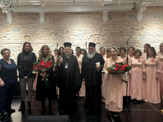 Ο Μητροπολίτης Νεαπόλεως επισκέφθηκε το Φανάρι, την Κοινότητα της Χαλκηδόνας και την Αστική Σχολή Γαλατά