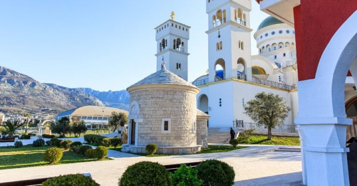 Митрополит Јоаникије у суботу богослужи у барском Саборном храму