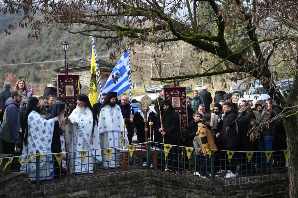 Ο Αγιασμός των υδάτων στην Ιερά Μονή Μολυβδοσκεπάστου