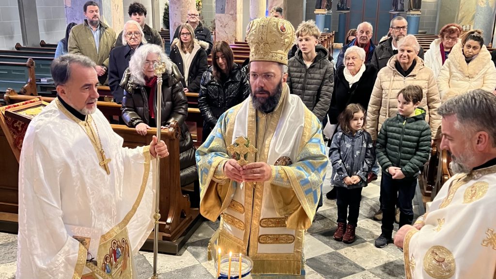 Επίσκεψη Μητροπολίτη Αυστρίας στο  Ίνσμπρουκ – Καθαγιασμός των υδάτων και κοπή βασιλόπιτας