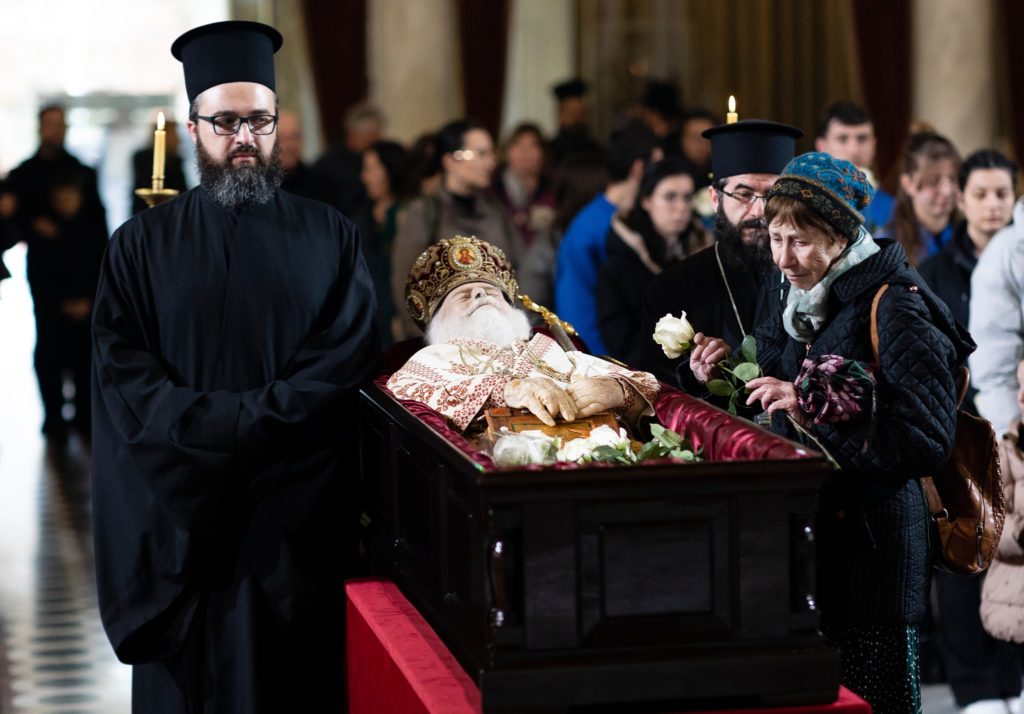 Η Εκκλησία της Αλβανίας και η Ορθοδοξία λένε σήμερα το “ύστατο χαίρε” στον Αρχιεπίσκοπο κυρό Αναστάσιο