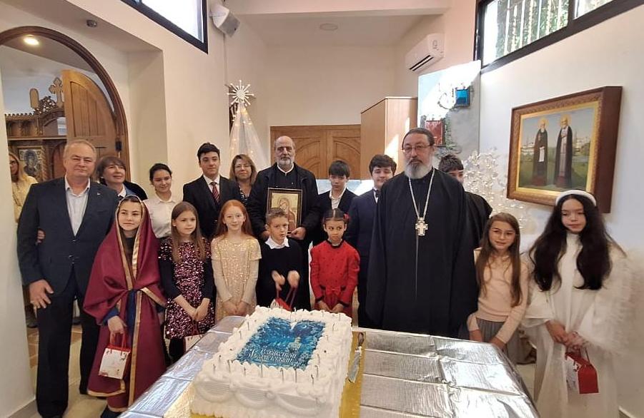 Прихожане Подворья Русской Православной Церкви в Бейруте провели Рождественскую ярмарку