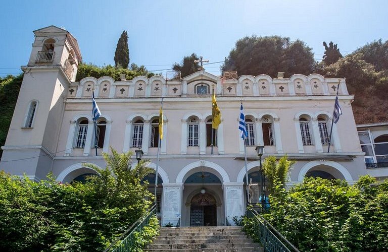 Ευχαριστήριο Μητροπόλεως Καλαβρύτων στη Διοίκηση Τμήματος Ασφαλείας Αιγιαλείας για την υπόθεση της Παναγίας Τρυπητής