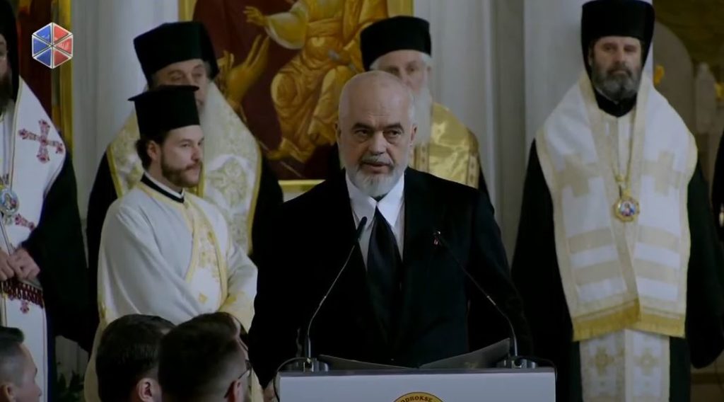 Έντι Ράμα για Αρχιεπίσκοπο Αλβανίας: Κανένας δεν μπορεί να αμφισβητήσει την αυθεντικότητά του (ΒΙΝΤΕΟ)