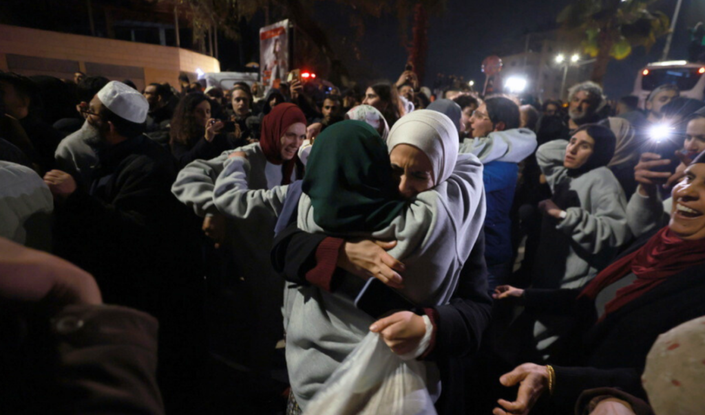 Το ΠΣΕ χαιρετίζει τις πρώτες ανταλλαγές ομήρων και κρατουμένων μεταξύ Ισραήλ και Χαμάς