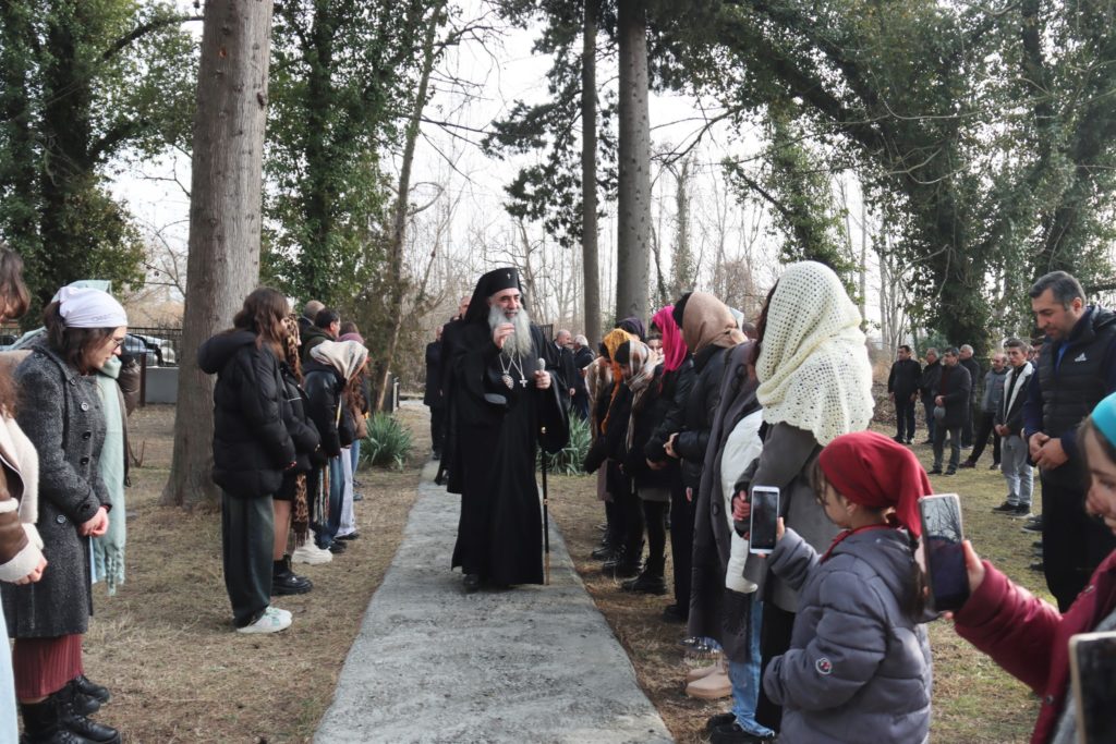 საქართველოს საპატრიარქოს დელეგაცია აზერბაიჯანის რესპუბლიკის ტერიტორიაზე, ისტორიულ ჰერეთში, სოფელ ალიბეგლოს წმ. ნინოს სახელობის ტაძარს ეწვია