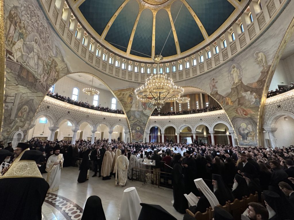 Испраћај блаженопочившег архиепископа Анастасија