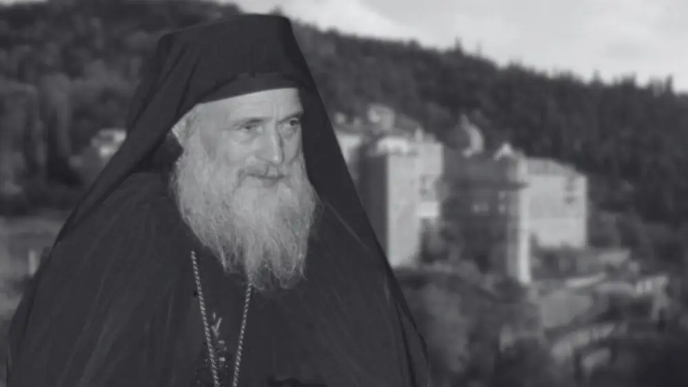 Athos: Starețul Mănăstirii Zografu a trecut la Domnul