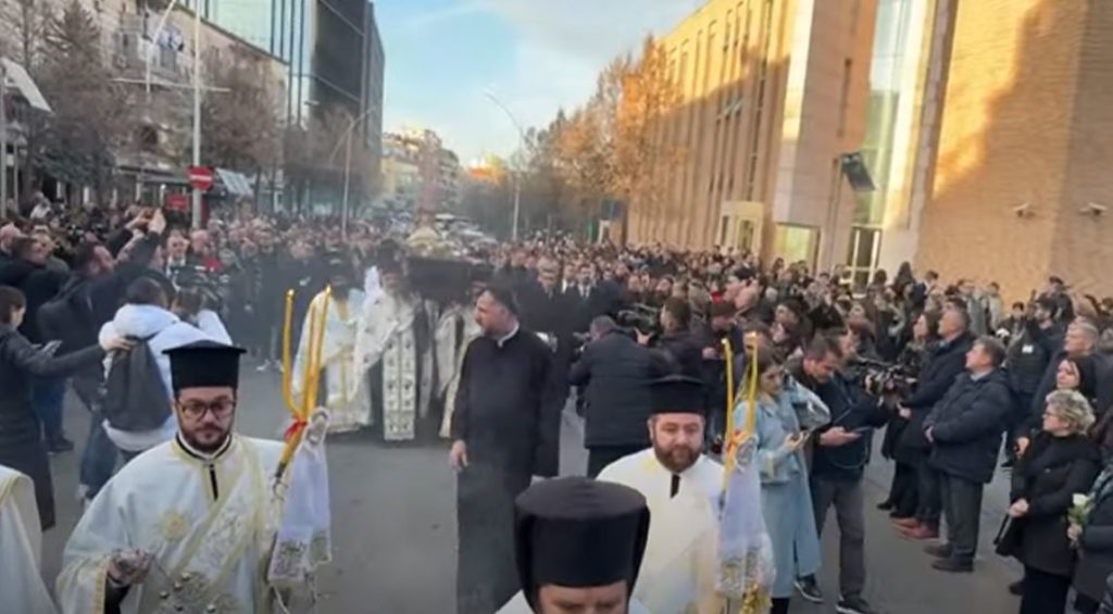 Shërbesa e Përshpirtjes në kujtim të Kryepiskopit Anastastas.