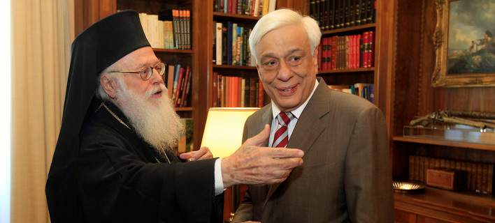 Π. Παυλόπουλος για Αρχιεπίσκοπο Αναστάσιο: Υπήρξε κορυφαίος ταγός της Ορθοδοξίας