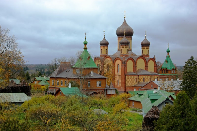 პიუხტიცკის მონასტრის დებმა ესტონეთის პარლამენტს მიმართეს ეკლესიებისა და სამრევლოების შესახებ კანონში შემოთავაზებულ ცვლილებებთან დაკავშირებით