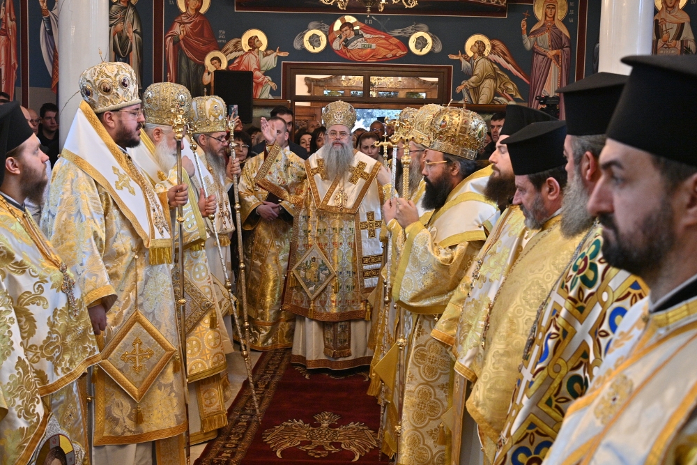 Освещаване и съборна архиерейска света Литургия в храм „Св. вмчца Марина” в Асеновград