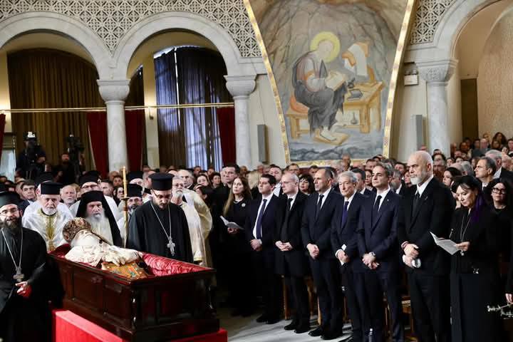 ‎جنازة رئيس اساقفة تيرانا وسائر البانيا