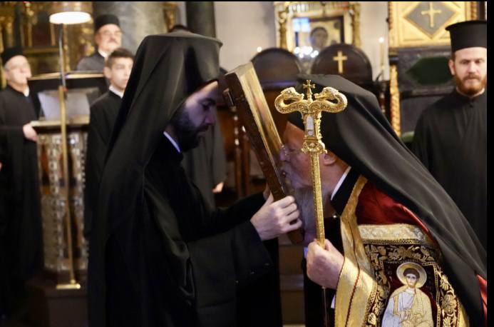 عيد دخول المسيح الى الهيكل واستقبال الحاكم السياسي لجبل اثوس