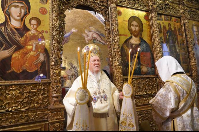 ‎عيد ألقديس فوتيوس الكبير في دير خالكي