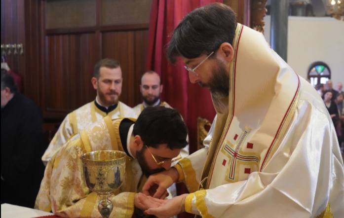 ‎عيد ألقديس فوتيوس الكبير في دير خالكي