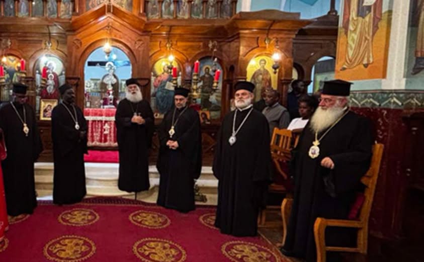 “كينيا، في وسط شرق أفريقيا، حيث ينبض قلب البعثة التبشيرية على مدى القرنين الماضيين، حيث عمل المبشرون اليونانيون بجد وضحى الكثيرون بحياتهم من أجل المسيح والأرثوذكسية.