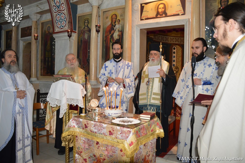 Αρχιερατικό Ευχέλαιο για το Εσπερινό ΕΠΑΛ Σταυρούπολης στον Ι.Ν. Αγίας Βαρβάρας Στρατοπέδου Παύλου Μελά