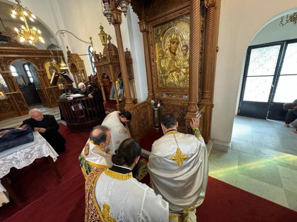 First Sunday of the Triodion on the earthquake-stricken Santorini