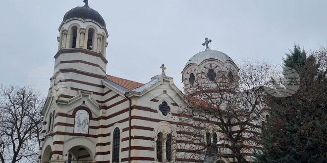 Куполът на храм „Св. Троица“ в Добрич е ремонтиран със средства от дарения