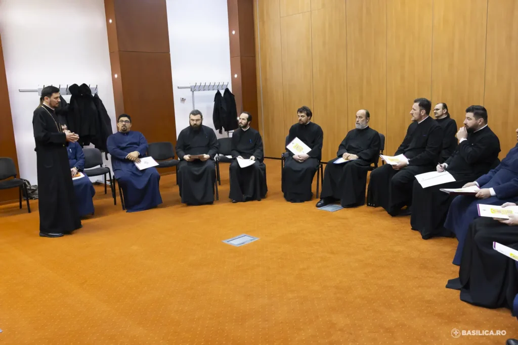 Responsabilii cu cateheza din Arhiepiscopia Bucureștilor caută soluții de îmbunătățire a activității