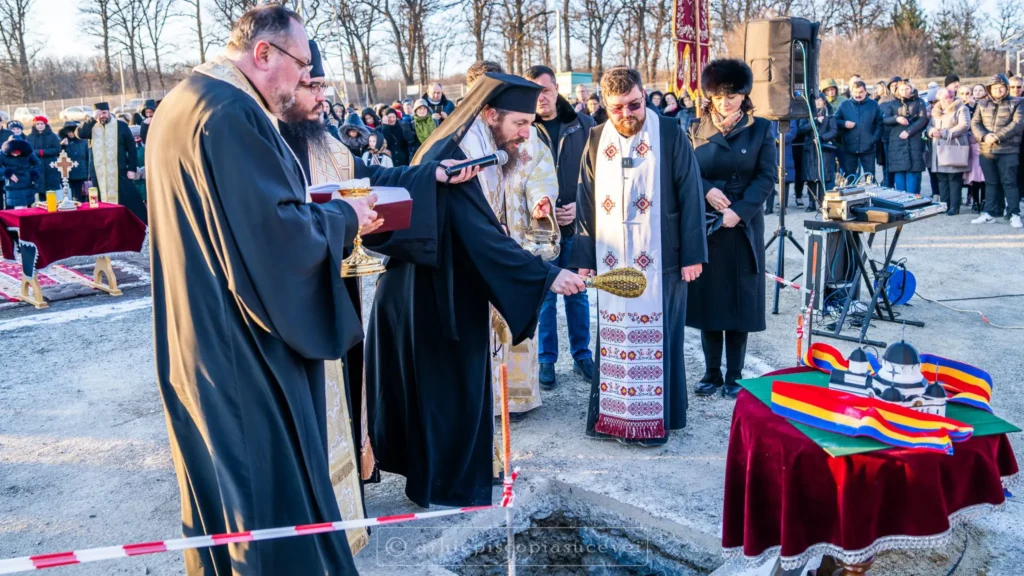 PS Damaschin Dorneanul a sfințit piatra de temelie a noii biserici din Suceava