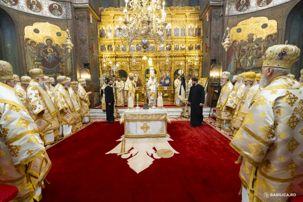 Patriarhia Română și-a serbat Centenarul: De 100 de ani lumină călăuzitoare spre Hristos, factor de unitate și stabilitate