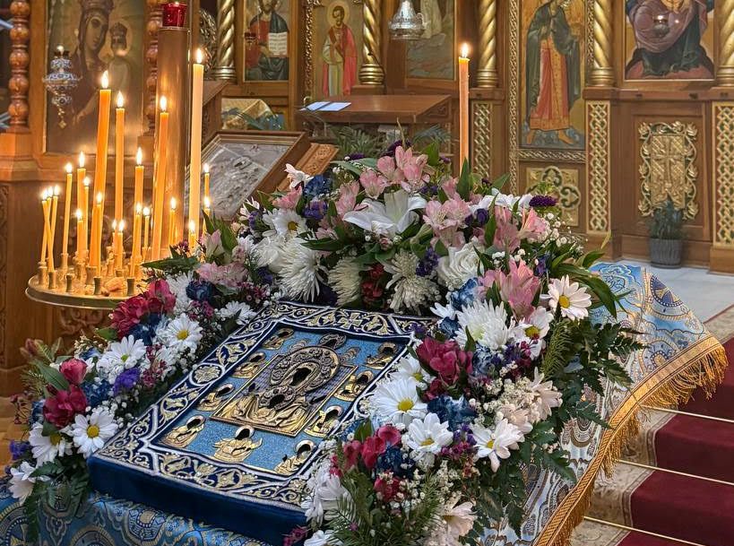 Перед Курской-Коренной иконой совершена молитва о пострадавших от пожаров в Калифорнии
