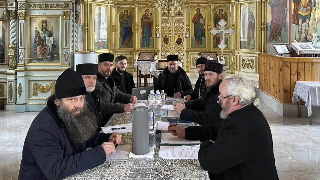 Preoții din două protoierii basarabene au discutat modalități de intensificare a activității pastoral-misionare