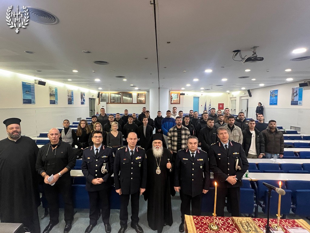 Ορκωμοσία νέων Ειδικών Φρουρών από τον Μητροπολίτη Νεαπόλεως και Σταυρουπόλεως