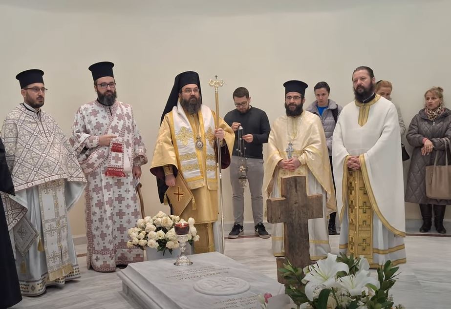 Përshpirtje për Kryepiskopin tonë Anastas!