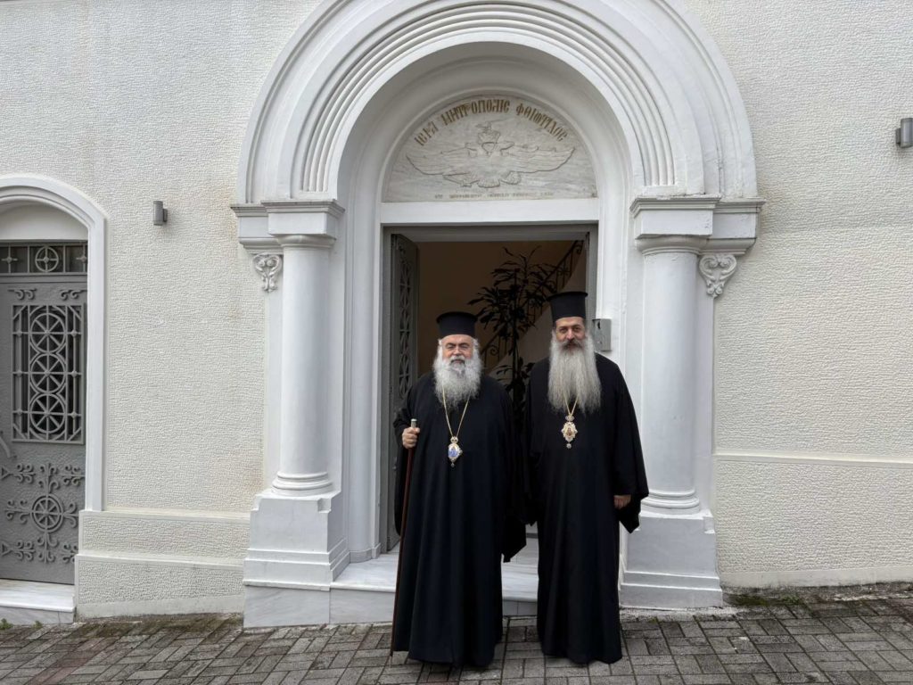 Ο Αρχιεπίσκοπος Κύπρου στο «Δεσποτικό» της Λαμίας