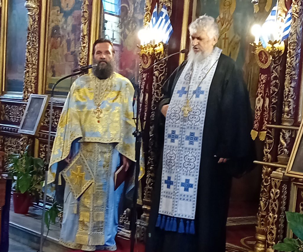 Ο Αρχιμανδρίτης π. Ευάγγελος Κατσάρας στον ιστορικό Ναό Παναγίας Φανερωμένης Τρικάλων