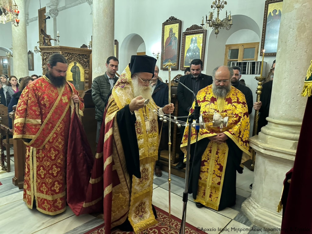 Η Α΄ Στάση των Χαιρετισμών στον Ιερό Μητροπολιτικό Ναό Αγίου Γεωργίου Ιεράπετρας