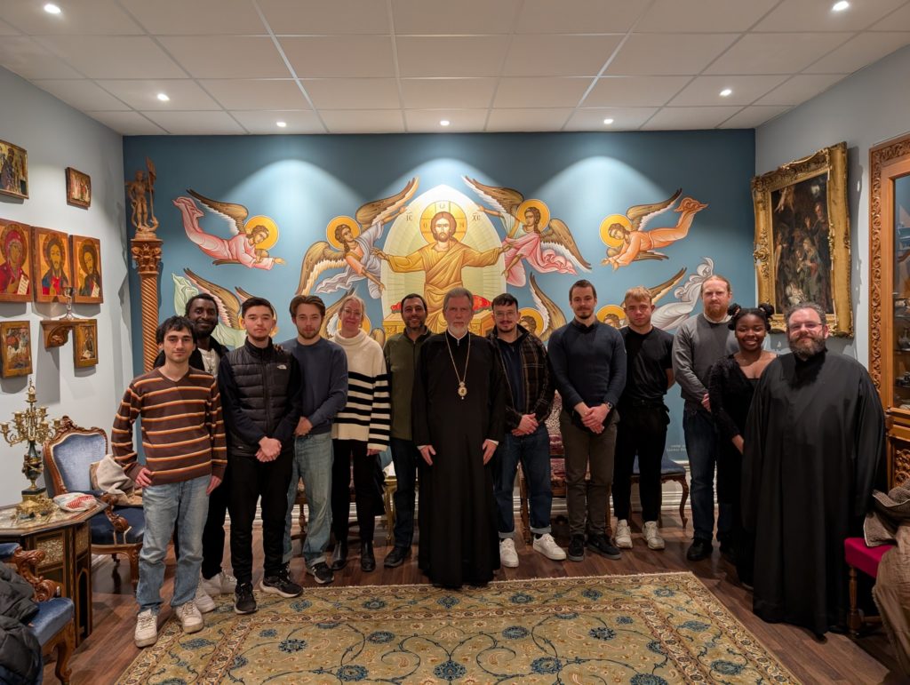 Ο Μητροπολίτης Σουηδίας μίλησε για την Μεγάλη Σαρακοστή σε συνάντηση των Κατηχουμένων