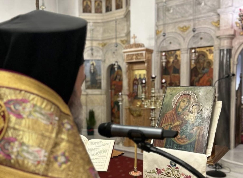 Μητροπολίτης Θήρας: Η Παναγία ως θεμέλιο της πίστεώς μας