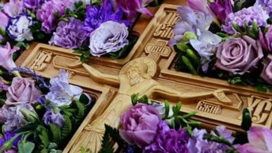 Трећа недеља Великог поста – Крстопоклона