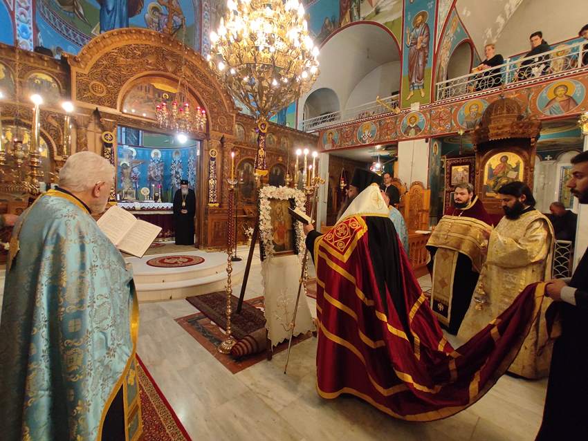 Οι Δ’ Χαιρετισμοί στη Μητρόπολη Κορίνθου