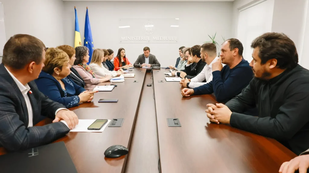 Mitropolia Basarabiei, alături de Ministerul Mediului în demersurile pentru limitarea poluării cu plastic