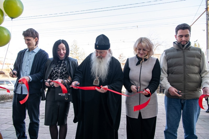 В Орловской епархии открыли обновленный центр гуманитарной помощи «В добрые руки»