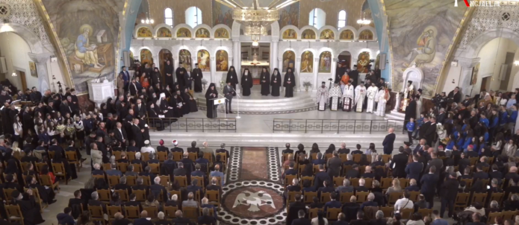 Fronëzimi i Kryepiskopit të ri të Shqipërisë, Fortlumturisë së Tij, z. Joan, në Tiranë