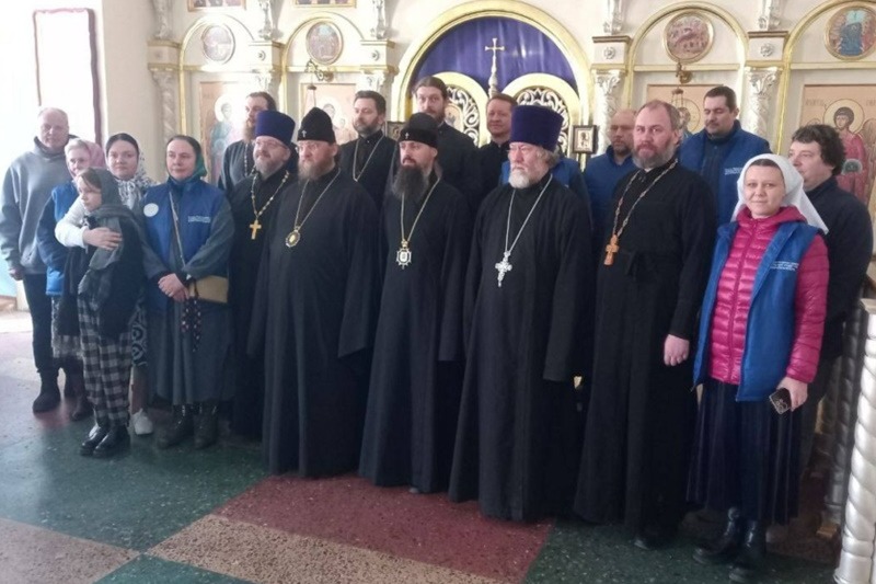 Началась поездка врио председателя Синодального отдела по благотворительности в зону конфликта