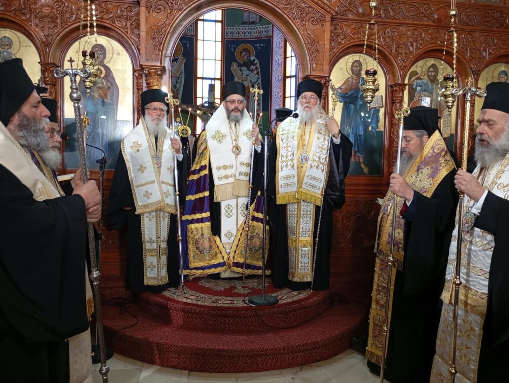 The “final farewell” for the Late Former Metropolitan Titos of Paramythia