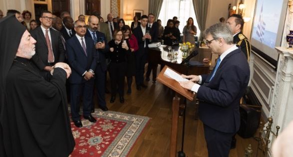 Ο Θυατείρων Νικήτας στον εορτασμό της 25ης Μαρτίου στην Ελληνική Πρεσβεία στο Λονδίνο